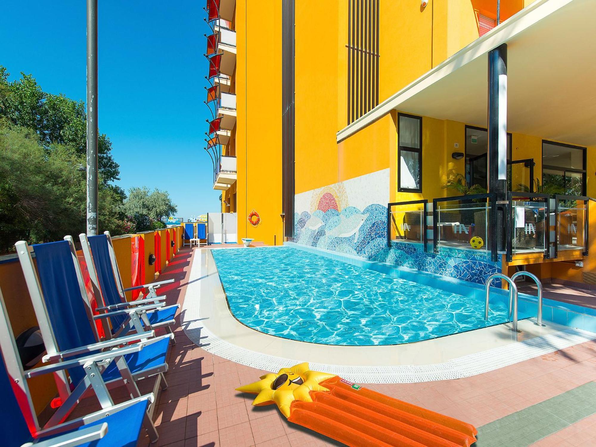 Viva Beach Hotel Rimini Kültér fotó