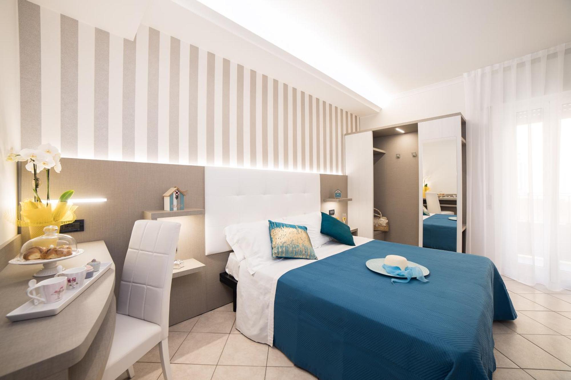 Viva Beach Hotel Rimini Kültér fotó