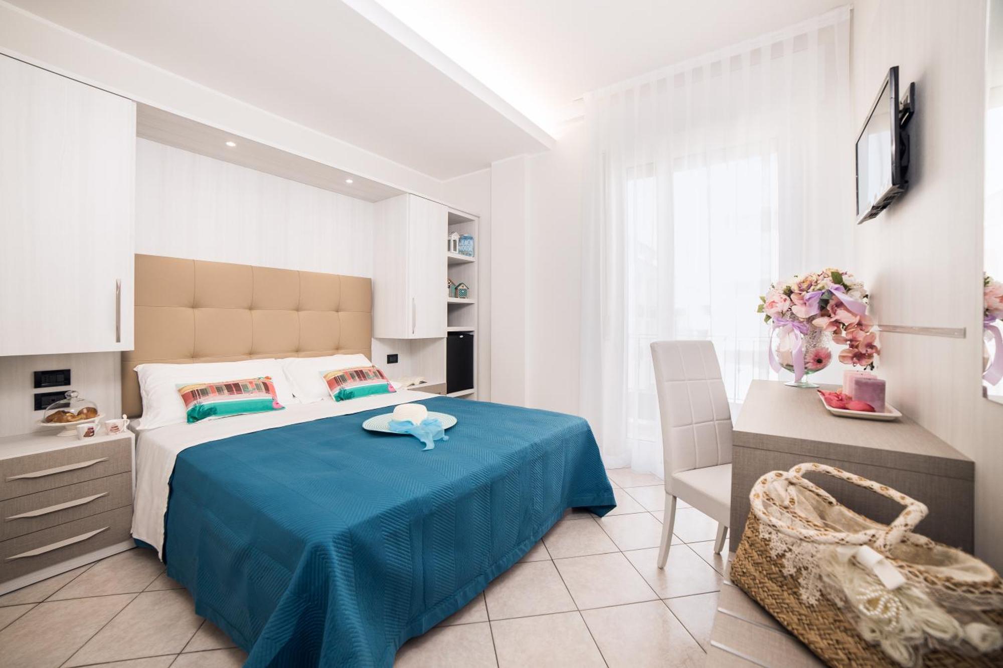 Viva Beach Hotel Rimini Kültér fotó